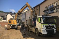 Flutkatastrophe2021: Schmidtgartenbau bei der Unterstützung